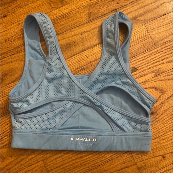 Alphalete Alphalux Bra - Picture 2 of 3